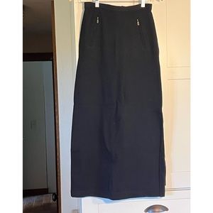 The Limited long black stretchy pencil skirt, zip pockets, size 2